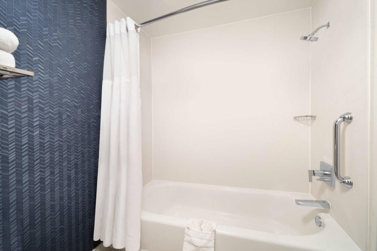 Fairfield Inn And Suites Austin South Екстериор снимка