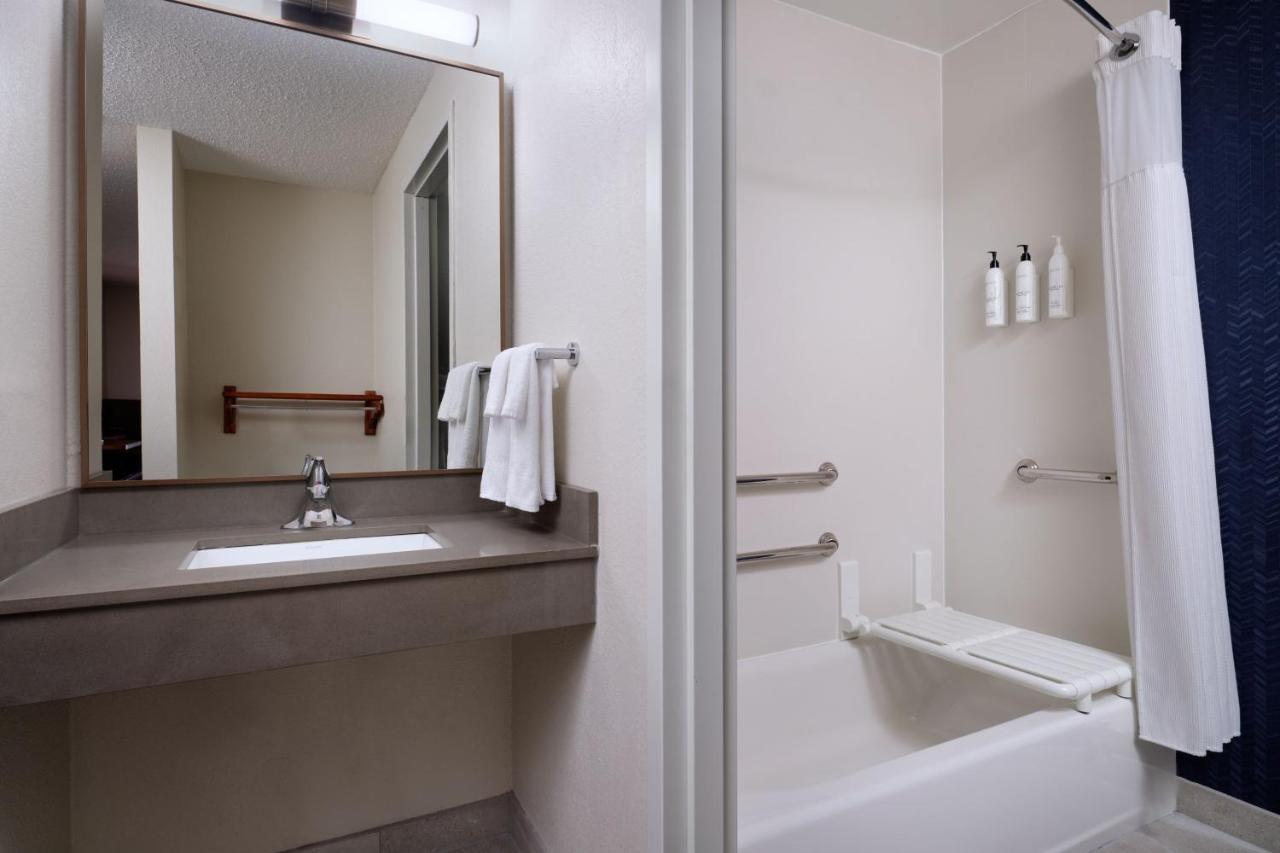 Fairfield Inn And Suites Austin South Екстериор снимка
